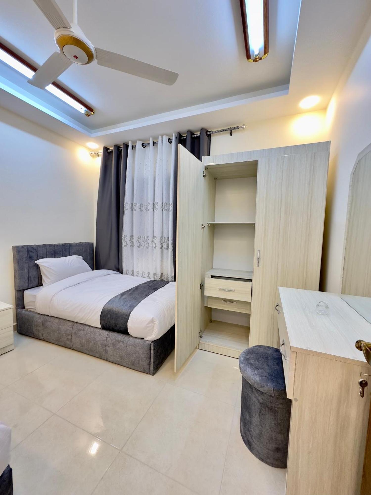 Eng-Murjan Apartment Aqaba Bagian luar foto